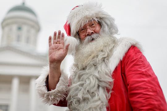 Tuomaan Markkinoilla voi tänäkin jouluna tavata pukin. Kuva: Maija Astikainen
